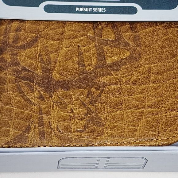 Webers Wallet Premier Leather Mens Pursuit Series Radius Bifold Deer Hunting - Picture 2 of 11